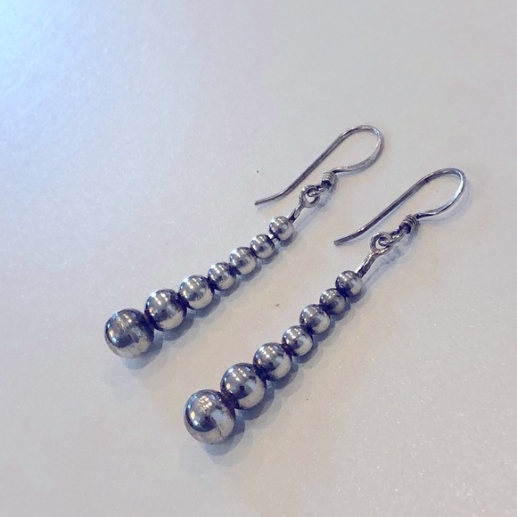 Sterling silver drop earrings - Picture 4 of 4